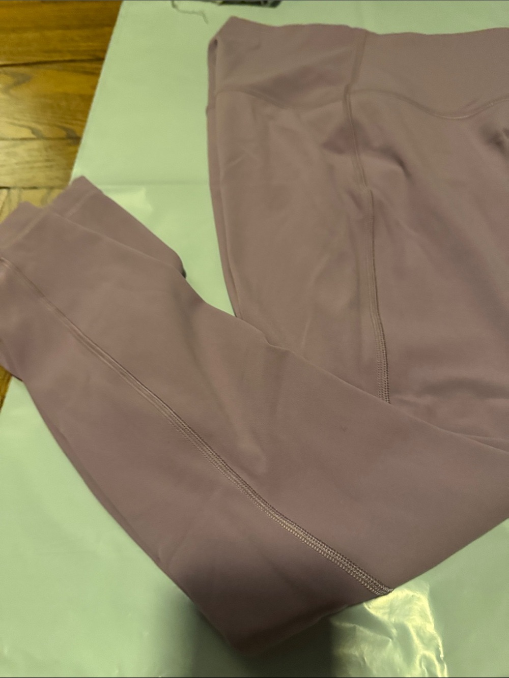 lululemon athletica lilac  Leggings